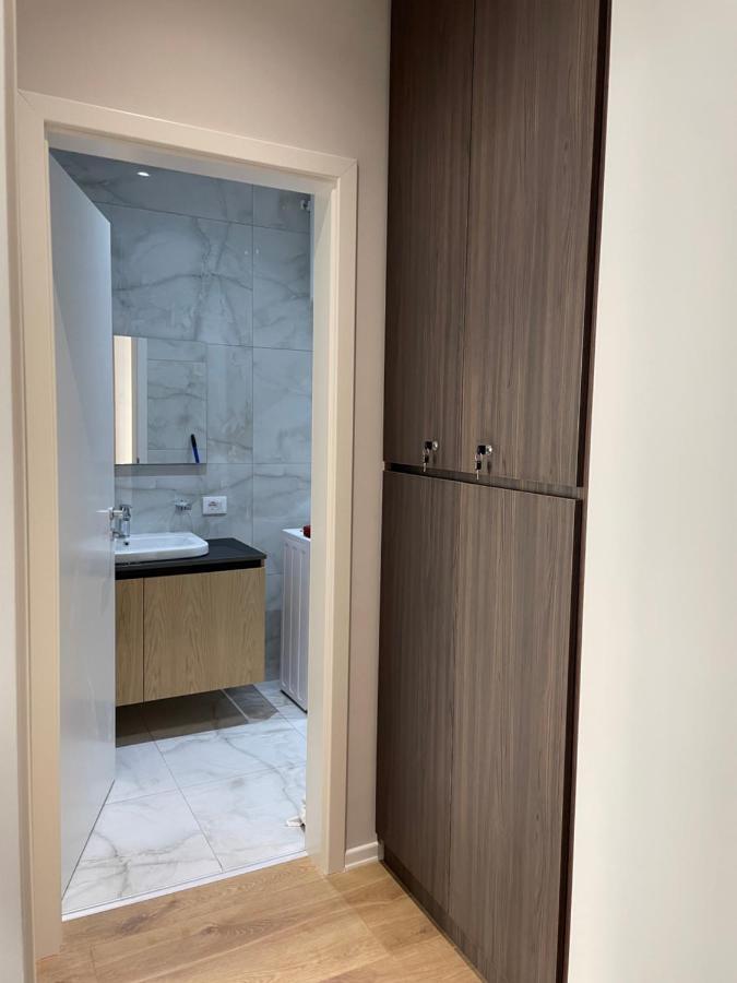 New Brilant Apartment Tiran Dış mekan fotoğraf